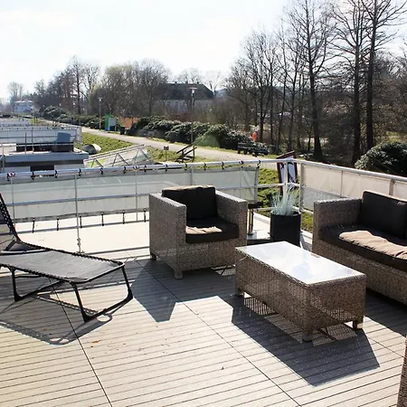 Hb 3 - Hausboot Úszó hotel *