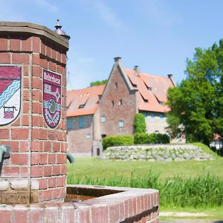 Hb 3 - Hausboot Úszó hotel